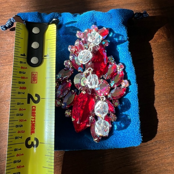 Vibrant Red and Silver Costume Brooch - Picture 4 of 4